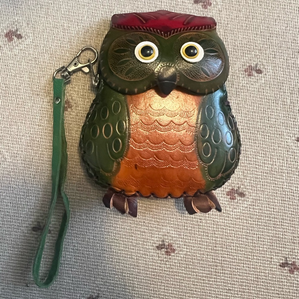 Leather owl coin purse